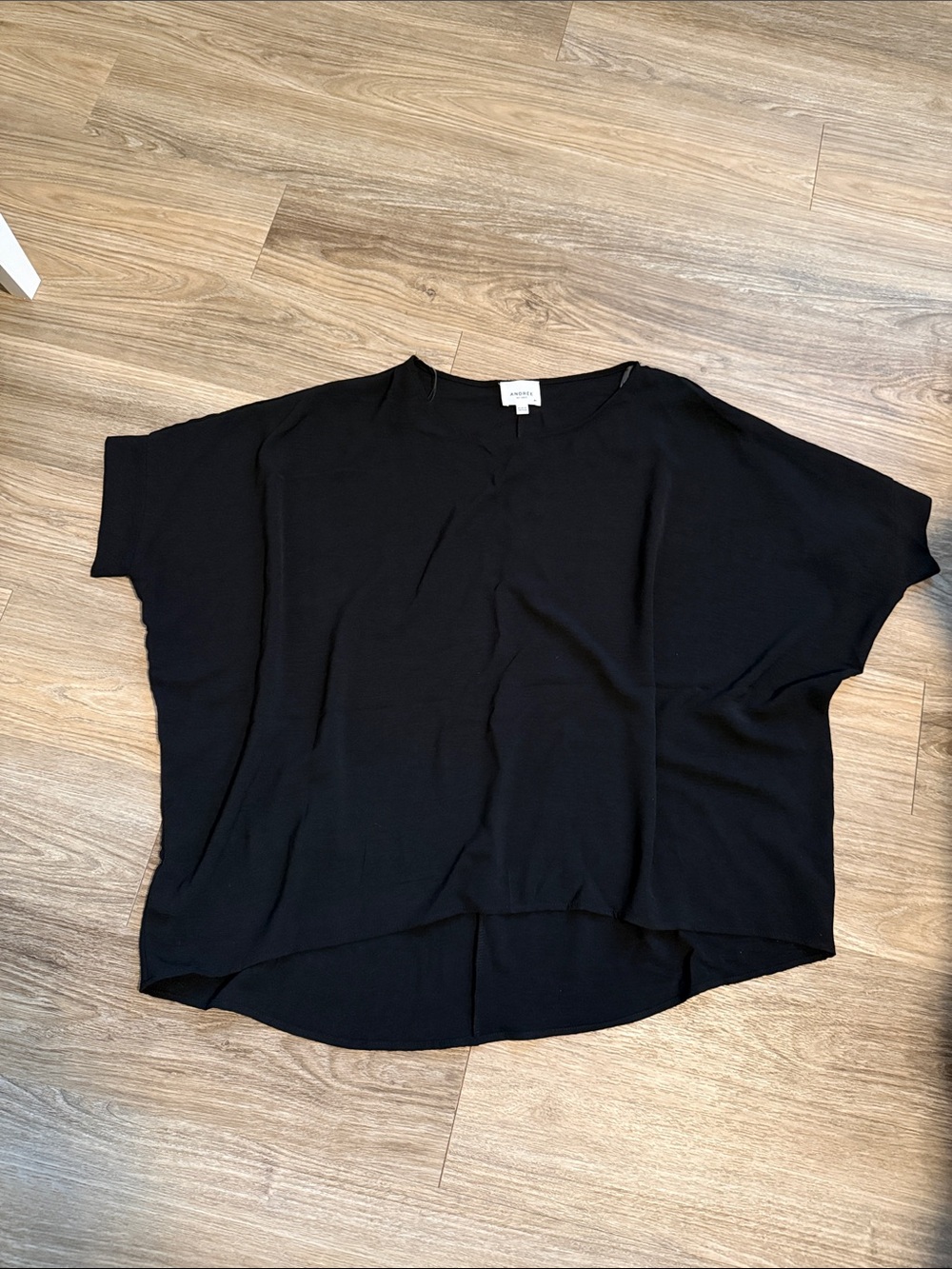 ANDREE BY UNIT Black Oversized Short-Sleeve Boxy Tee Dressy Material
